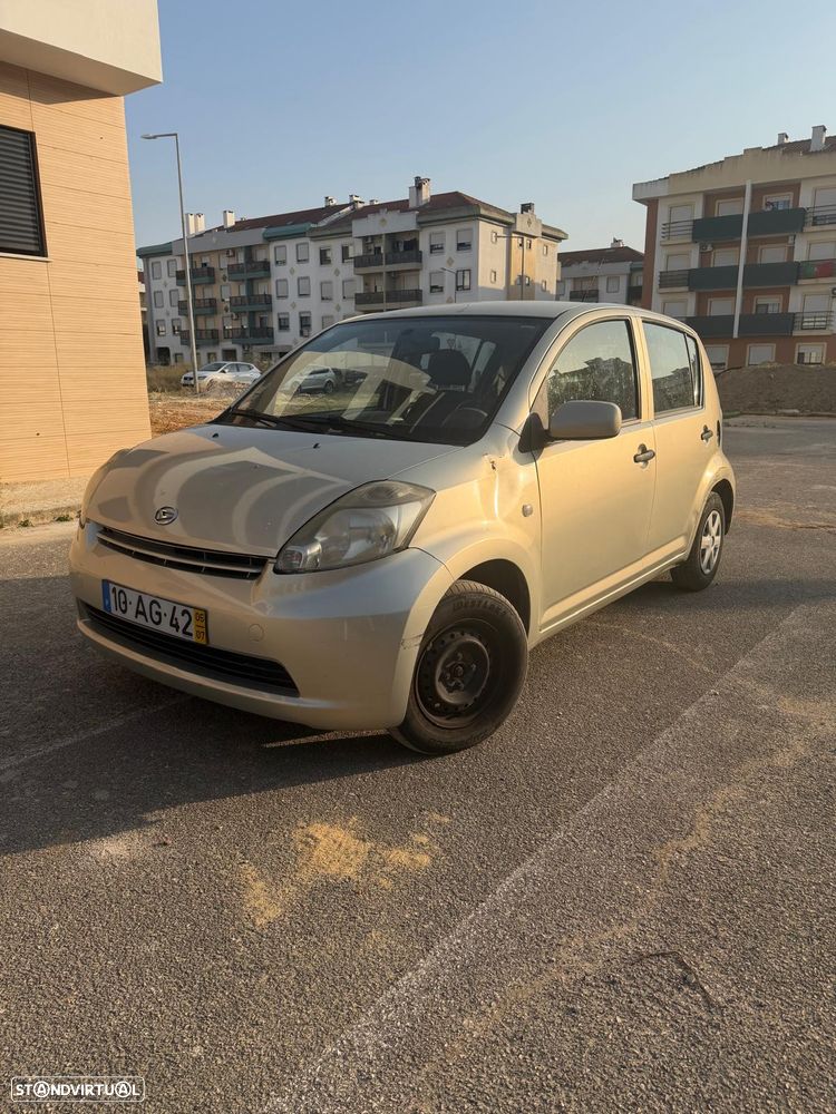 Daihatsu Sirion 1.0 - 1
