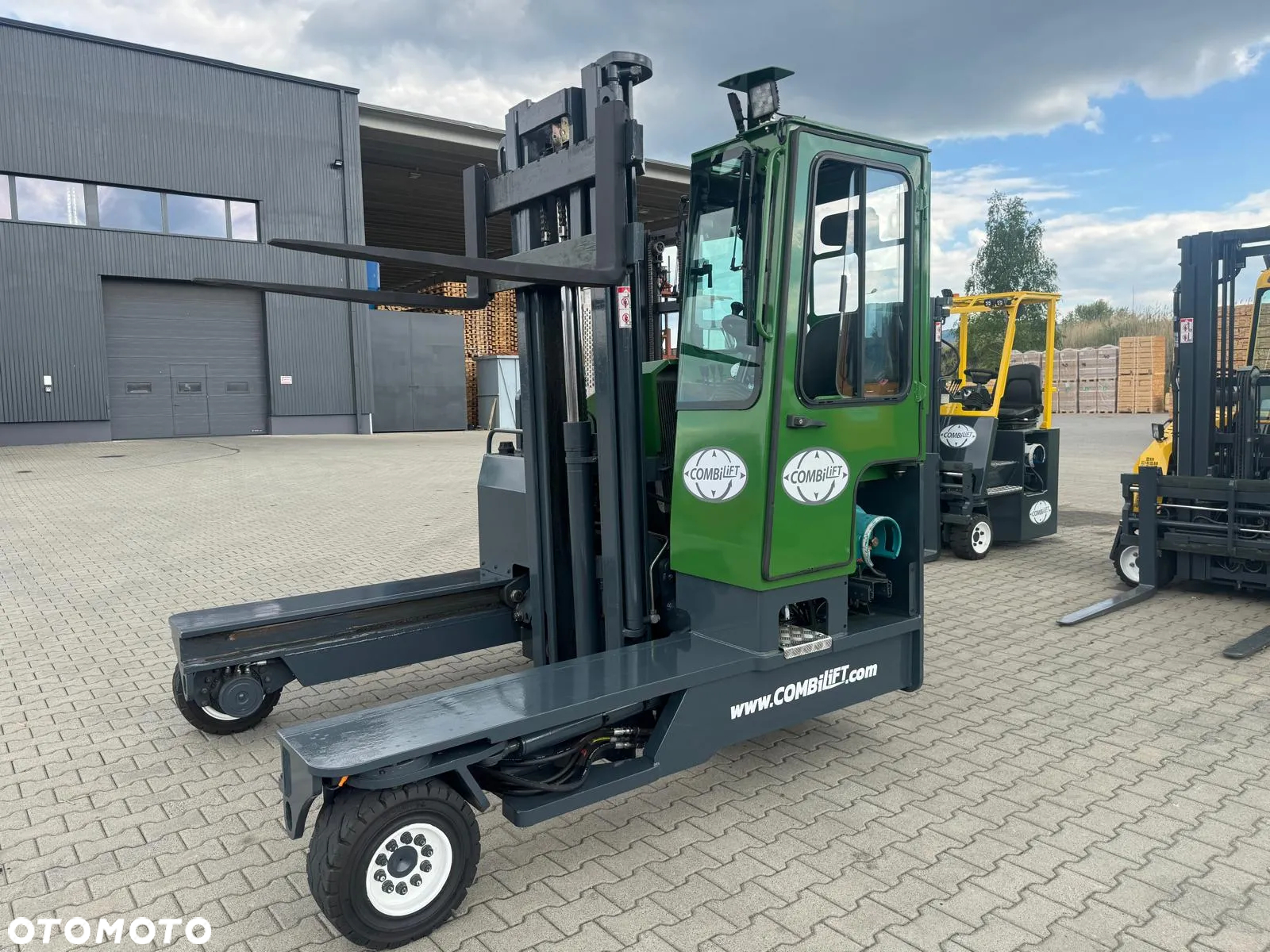 Combilift Combilift C5000// Stan idealny // wolny skok //Niski maszt - 8