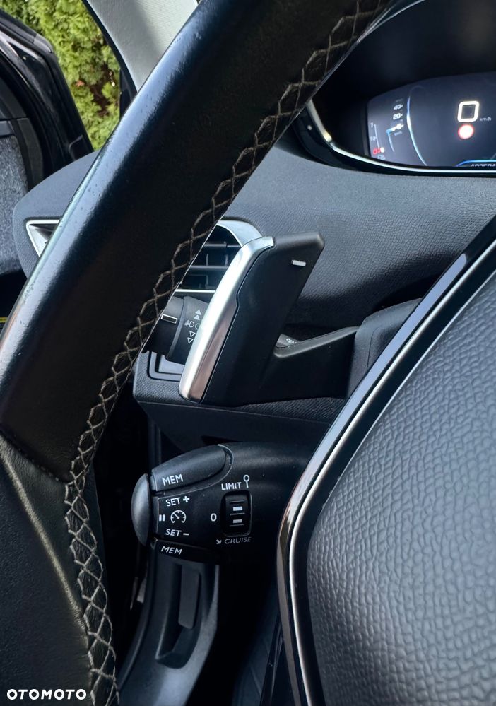 Peugeot 3008 1.5 BlueHDi Active S&S EAT8 - 19