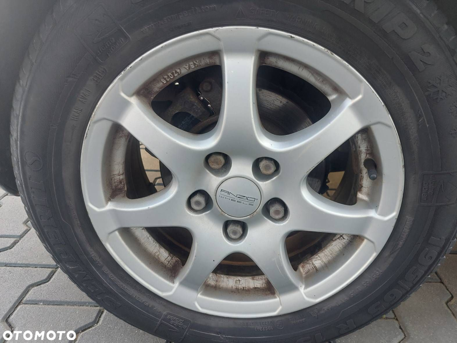 KOŁA ALUMINIOWE 4SZT 5X114.3 6.5X15' ET42 SEMPERIT 195/65/R15 2015 - 4