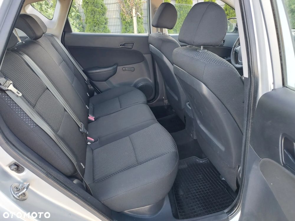 Hyundai i30 1.4 Classic EU5 - 9