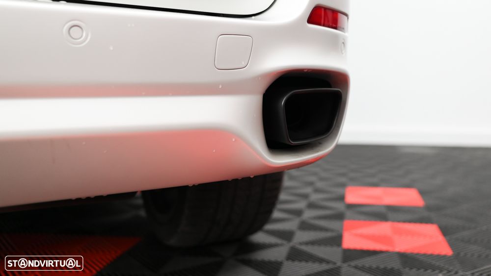 BMW X5 40e xDrive Pack M - 29