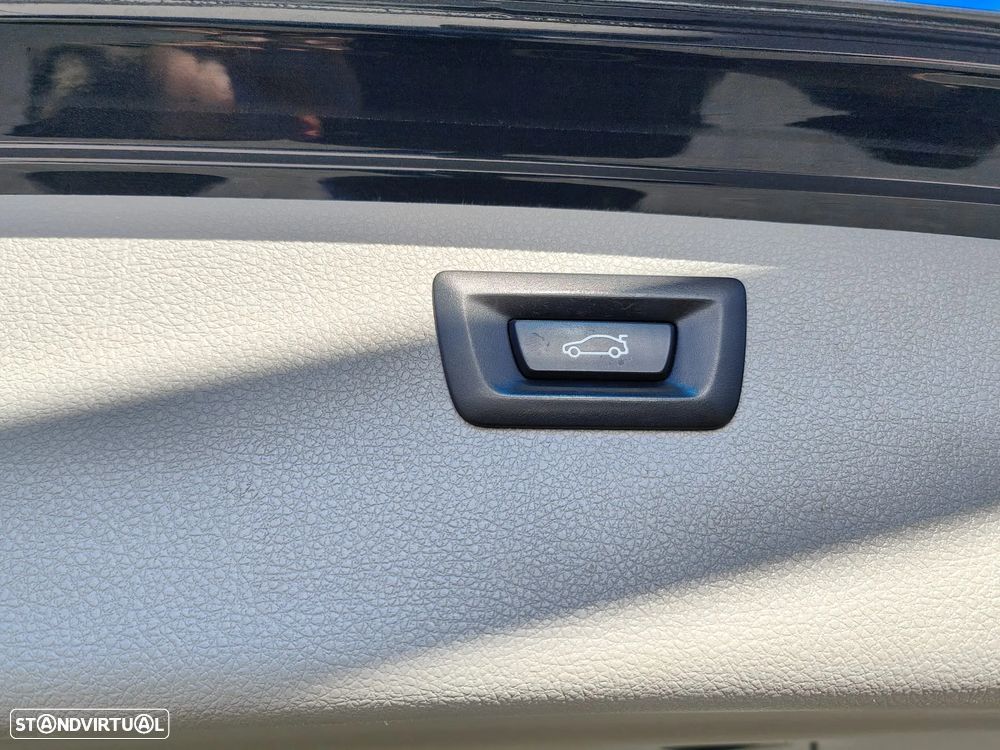 BMW 318 d Touring Sport Line - 19