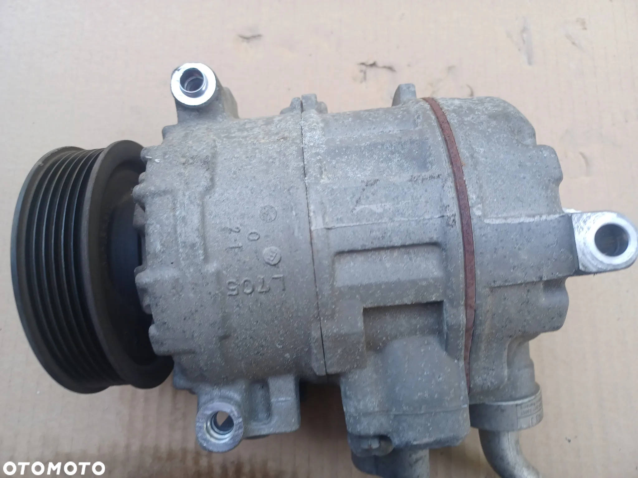 SPRĘŻARKA KLIMATYZACJI VW AUDI 1K0820803P - 2