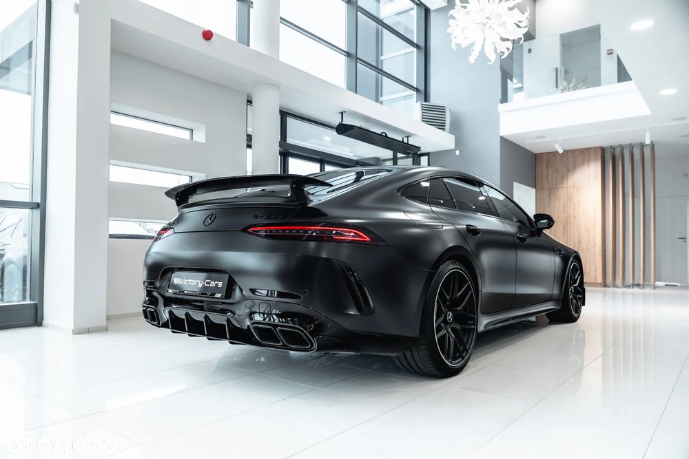 Mercedes-Benz AMG GT - 12