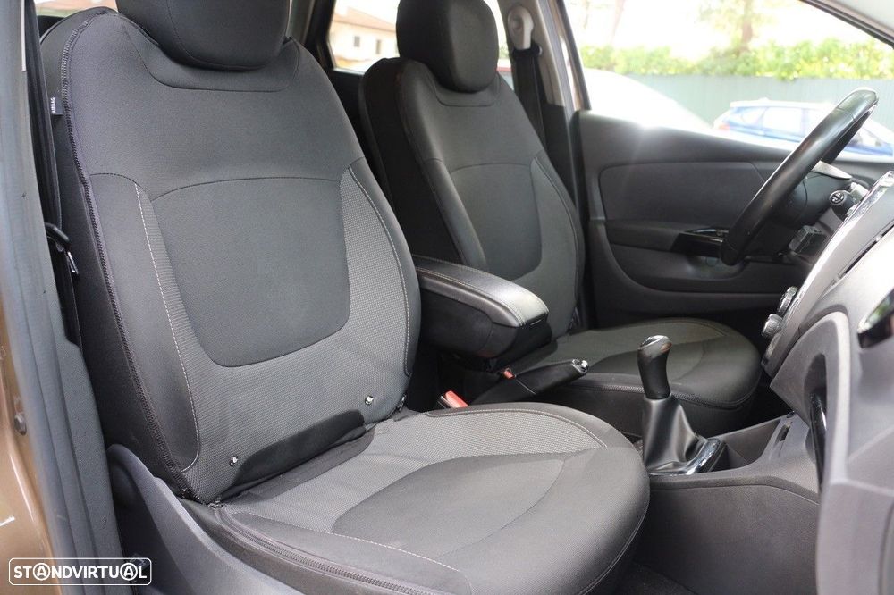 Renault Captur 0.9 TCE Exclusive - 32