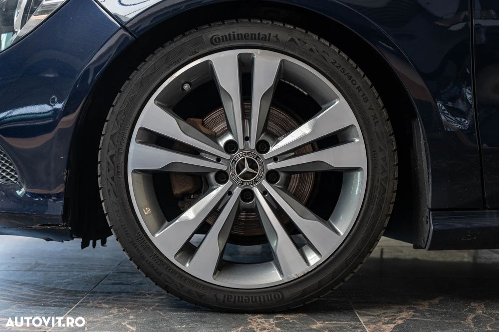 Mercedes-Benz CLA 220 d 4Matic 7G-DCT - 17