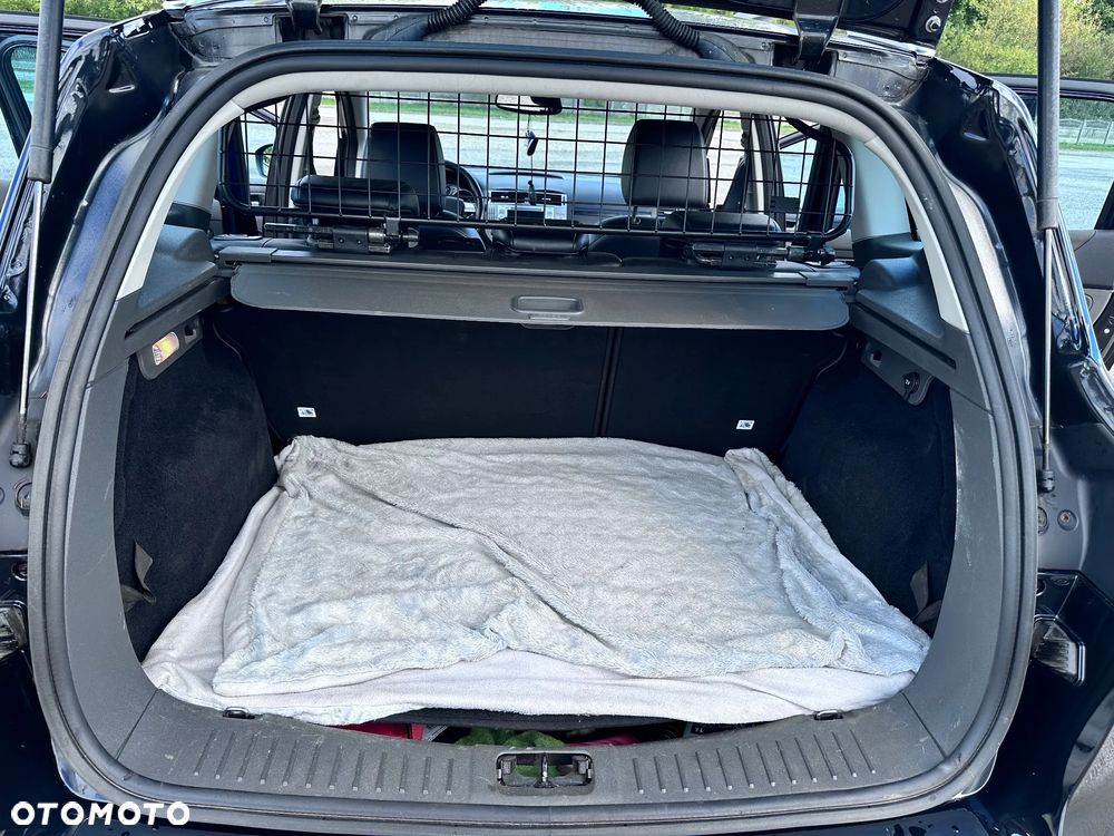 Ford Kuga 2.5 Titanium - 12