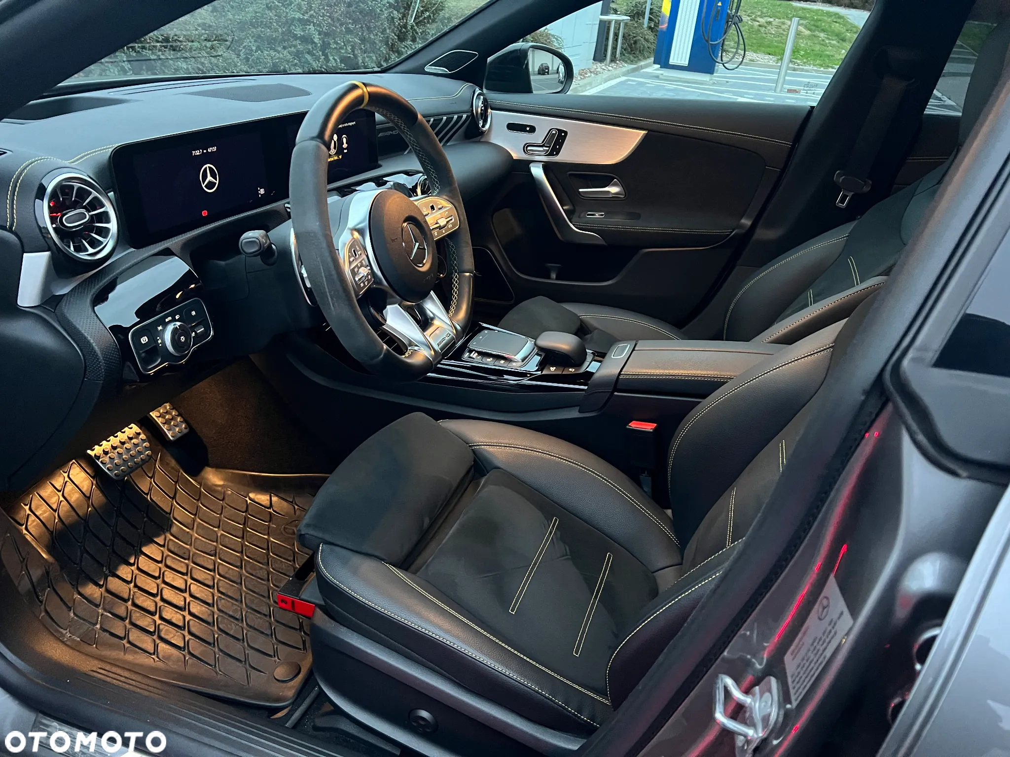 Mercedes-Benz CLA AMG 45 S 4-Matic 8G-DCT - 4
