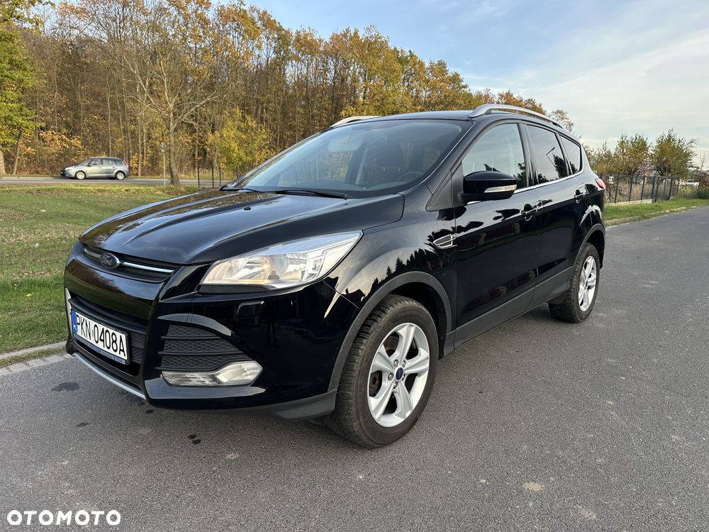 Ford Kuga 2.0 TDCi 2x4 Titanium - 16