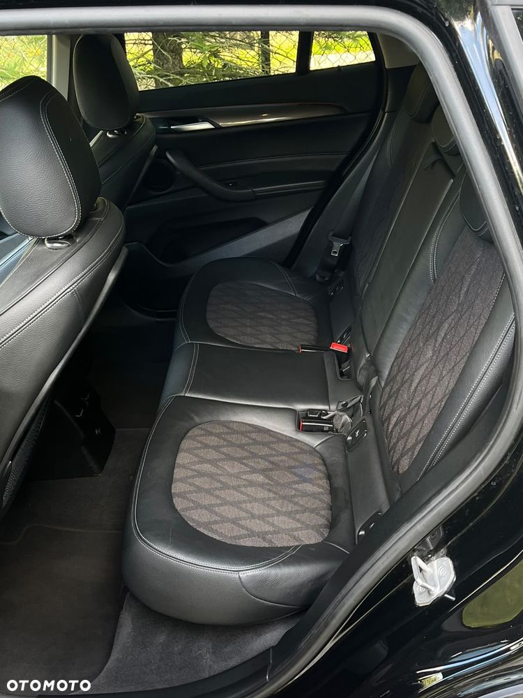 BMW X1 - 10