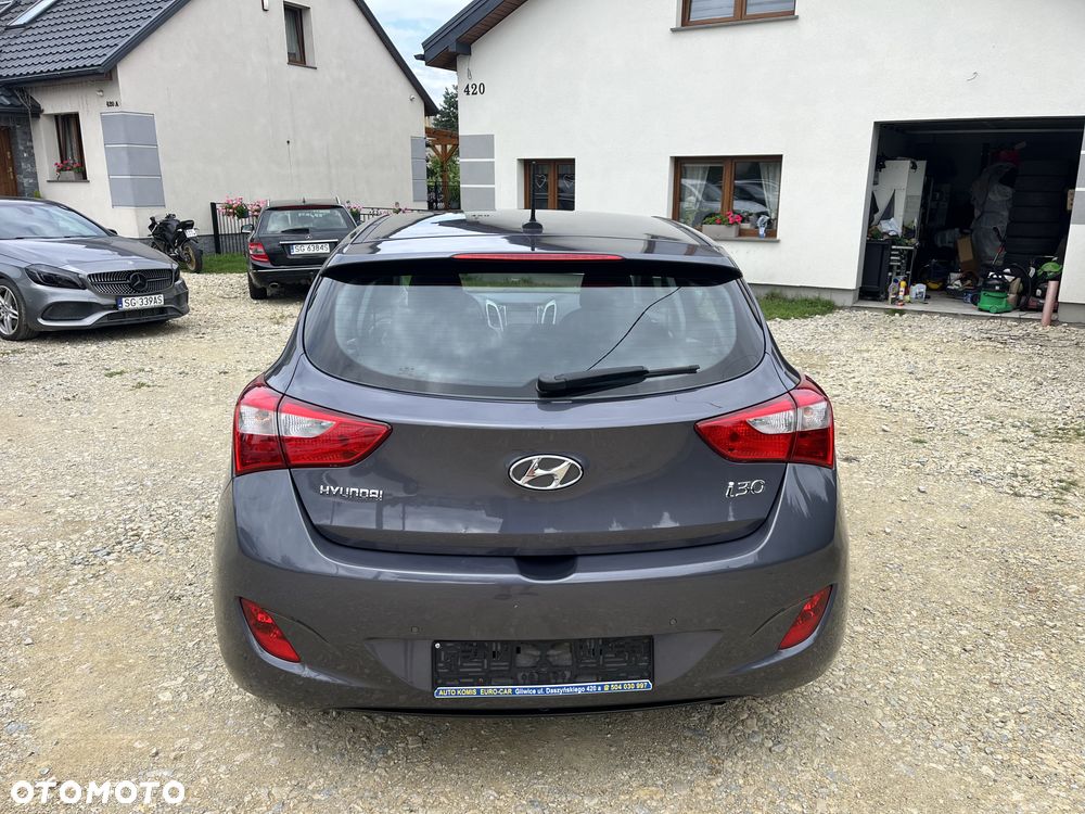 Hyundai i30 blue 1.4 Classic Navigation - 8