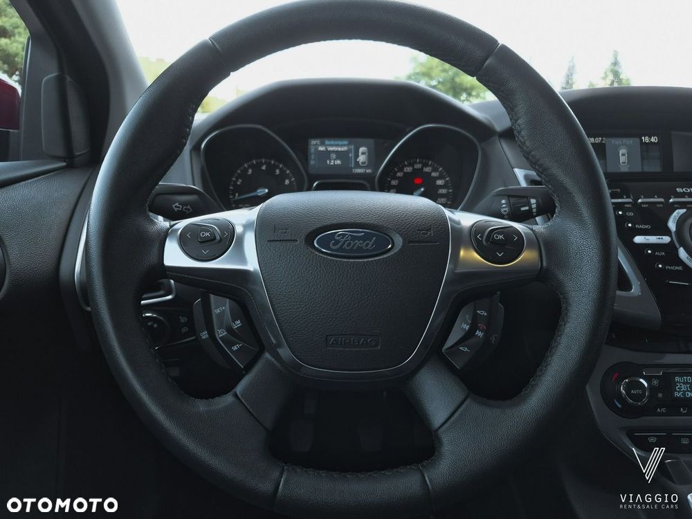 Ford Focus 1.6 EcoBoost Titanium - 15