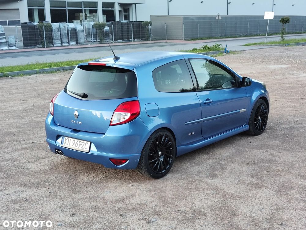 Renault Clio 1.5 dCi 105 FAP Gordini - 6