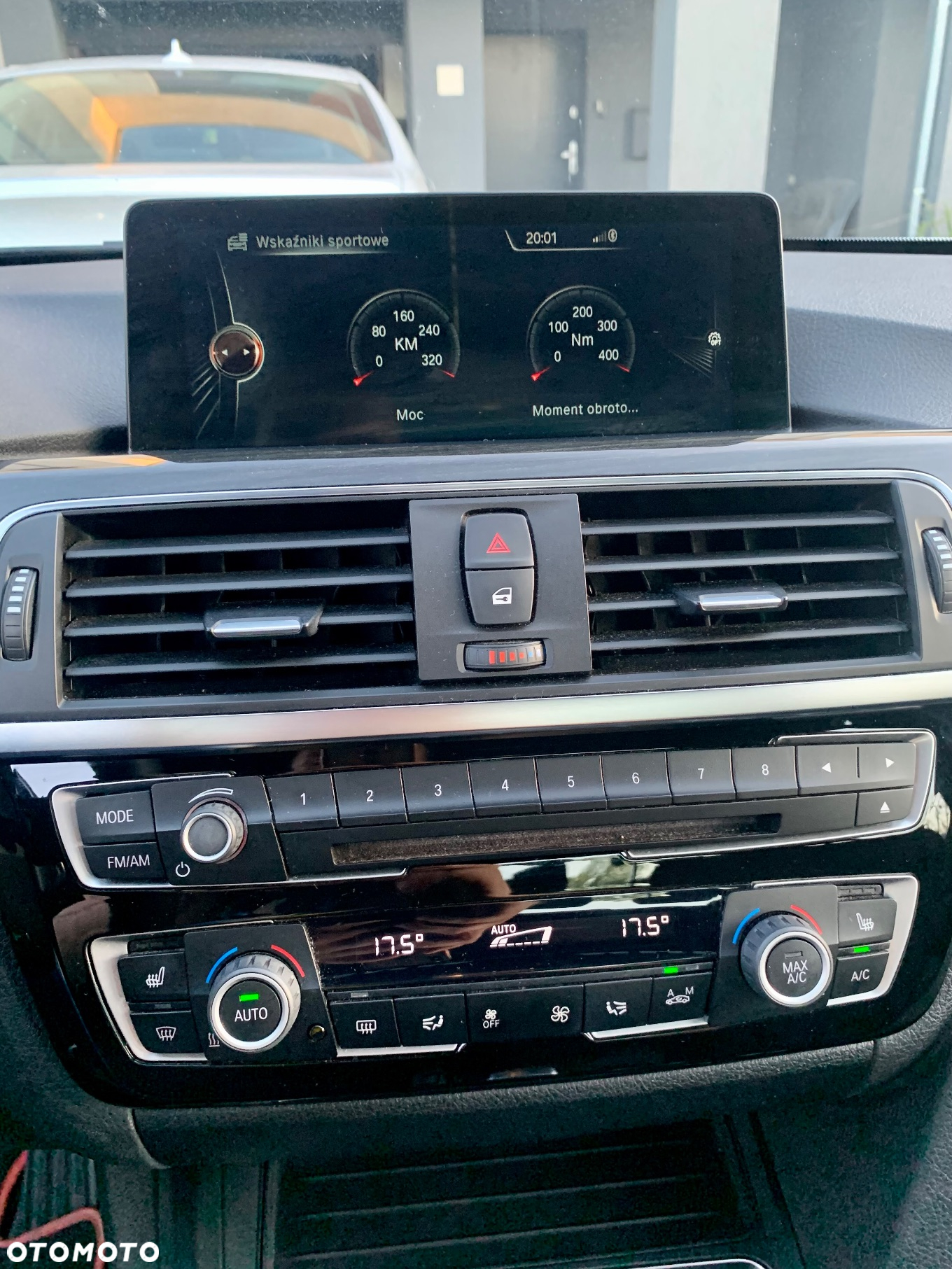 BMW Seria 3 328i Sport Line - 9
