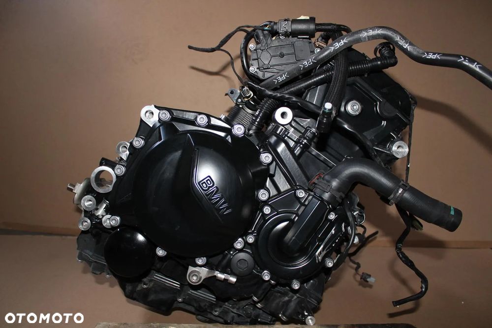 silnik kompletny stan idealny 2 tyś.km BMW f900r K83 2021r - 2