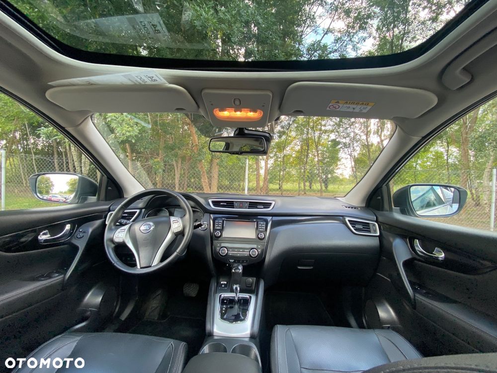 Nissan Qashqai 1.6 dCi Xtronic N-Connecta - 10