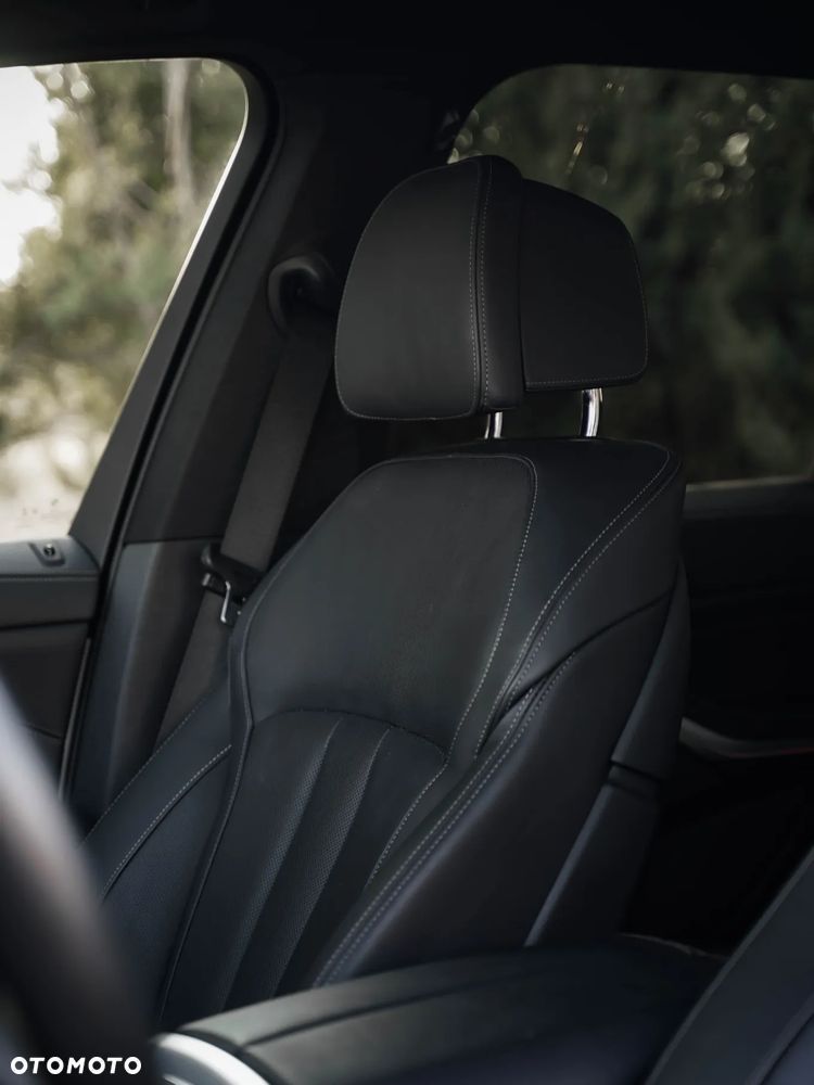 BMW X5 xDrive40i - 34