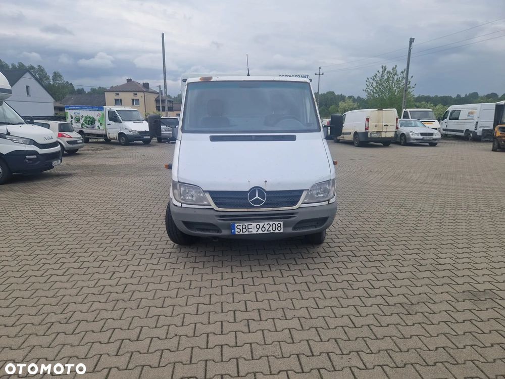 Mercedes-Benz sprinter - 2
