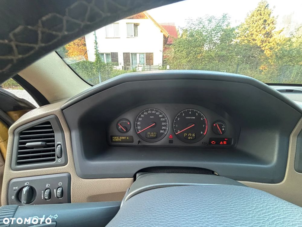 Volvo S60 - 4