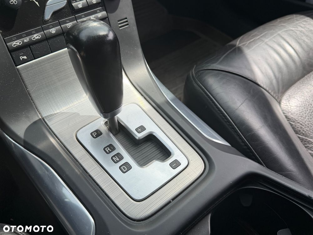Volvo V70 D3 Geartronic Kinetic - 19