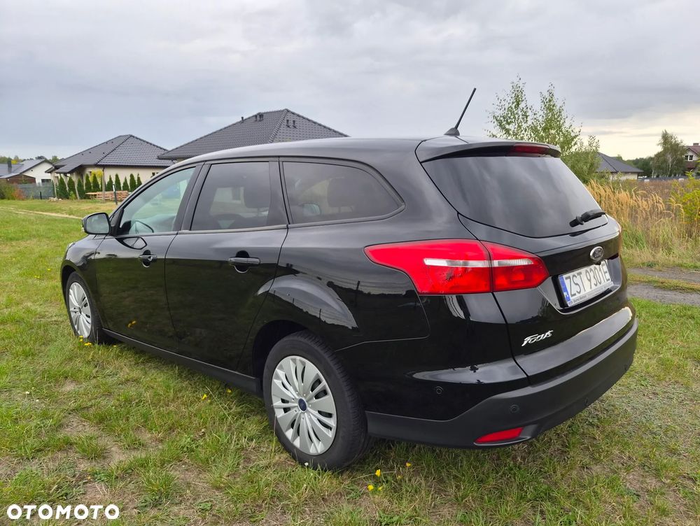 Ford Focus 1.5 TDCi DPF Start-Stopp-System Business - 8