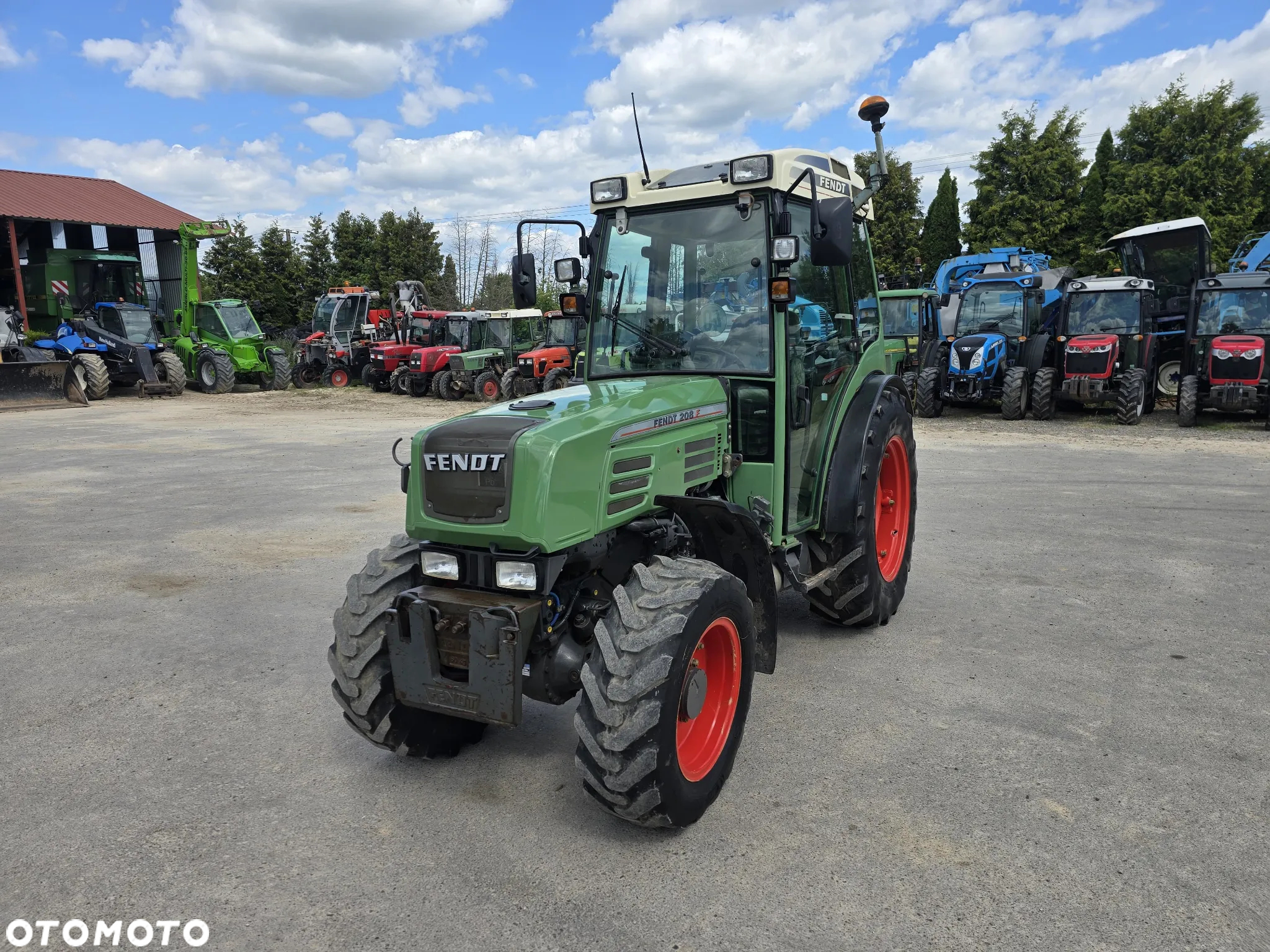 Fendt 208F - 3