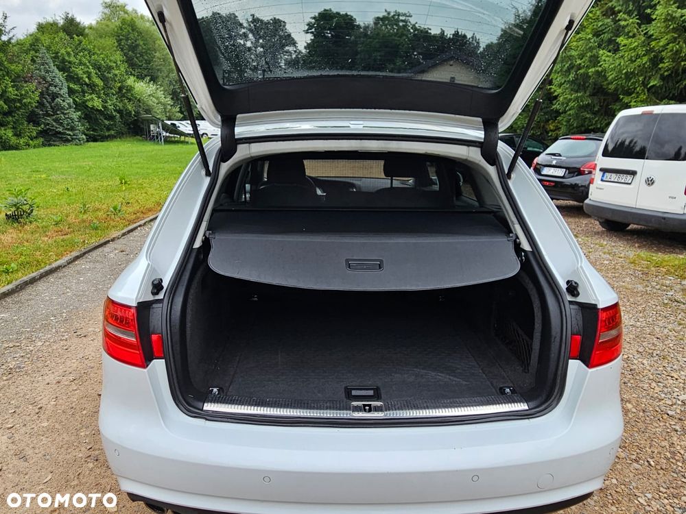 Audi A4 Avant - 15