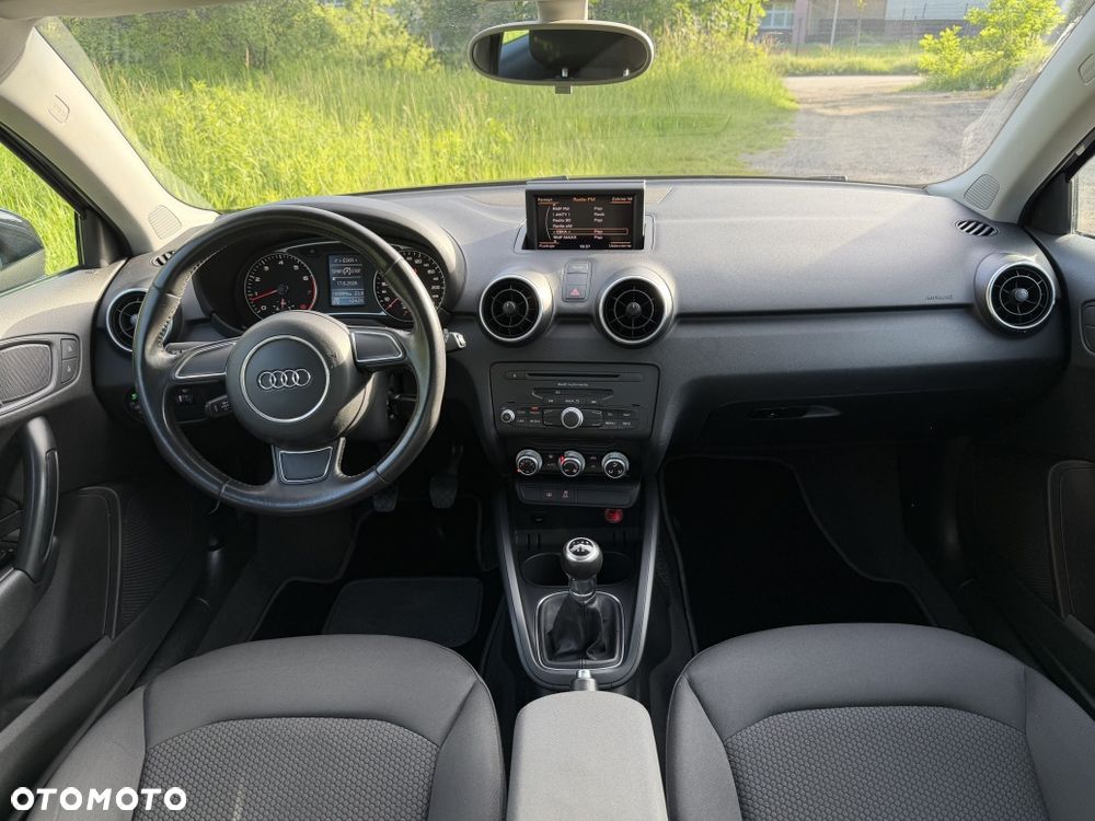 Audi A1 3-drzwiowe 1.2 TFSI admired - 8