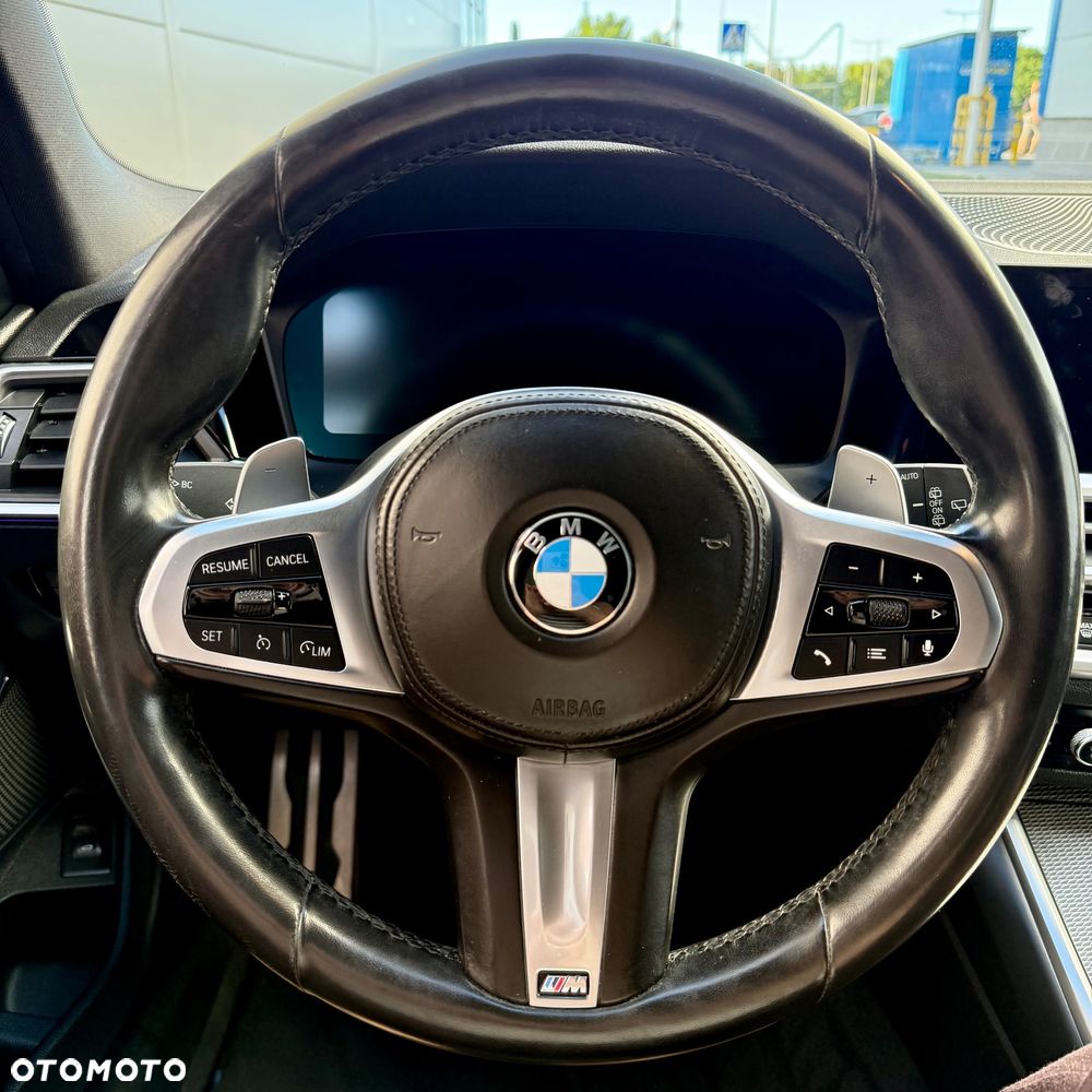BMW Seria 3 320d xDrive Edition M Sport Shadow - 19