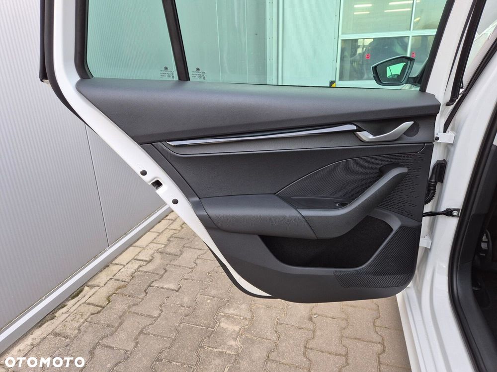 Skoda Octavia 1.5 TSI Selection - 17