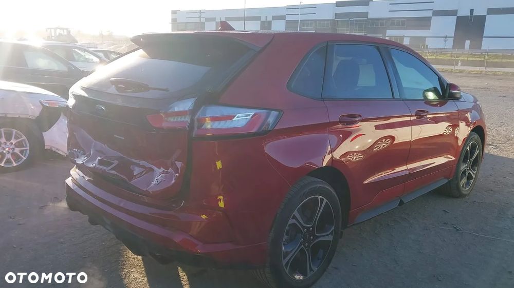 Ford Edge - 3