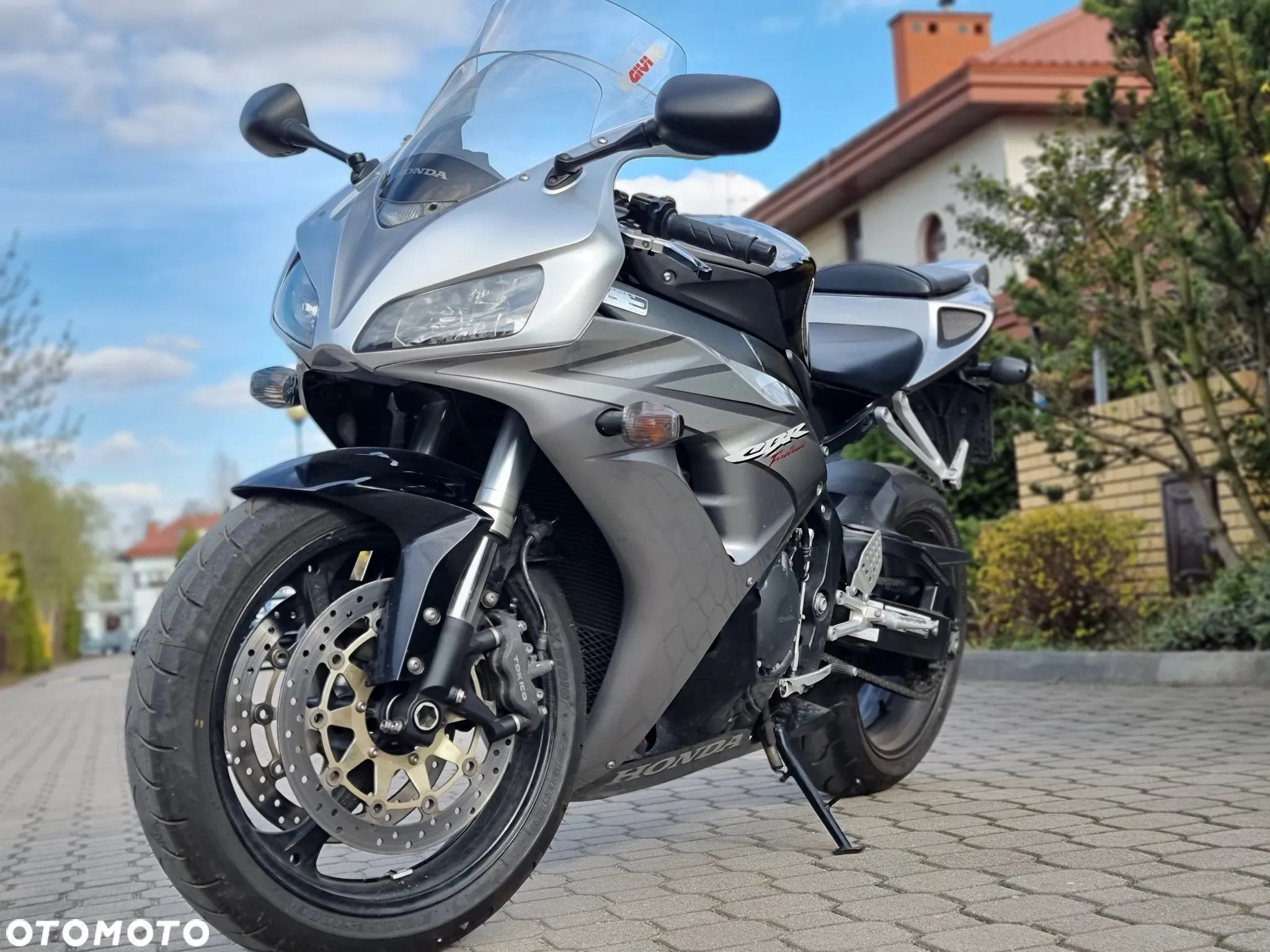 Honda CBR - 3