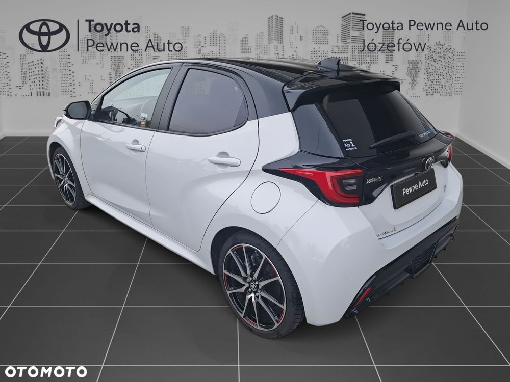 Toyota Yaris - 3