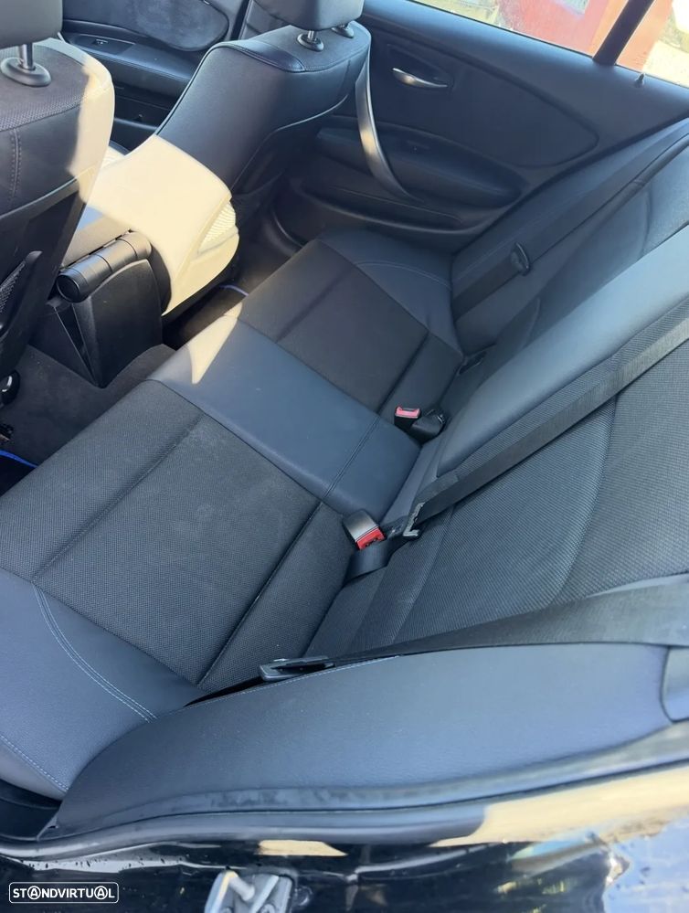 BMW X1 18 d sDrive - 10