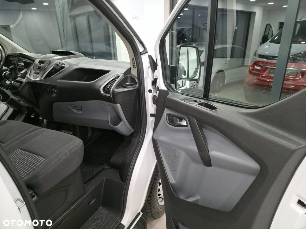 Ford Transit Custom - 24