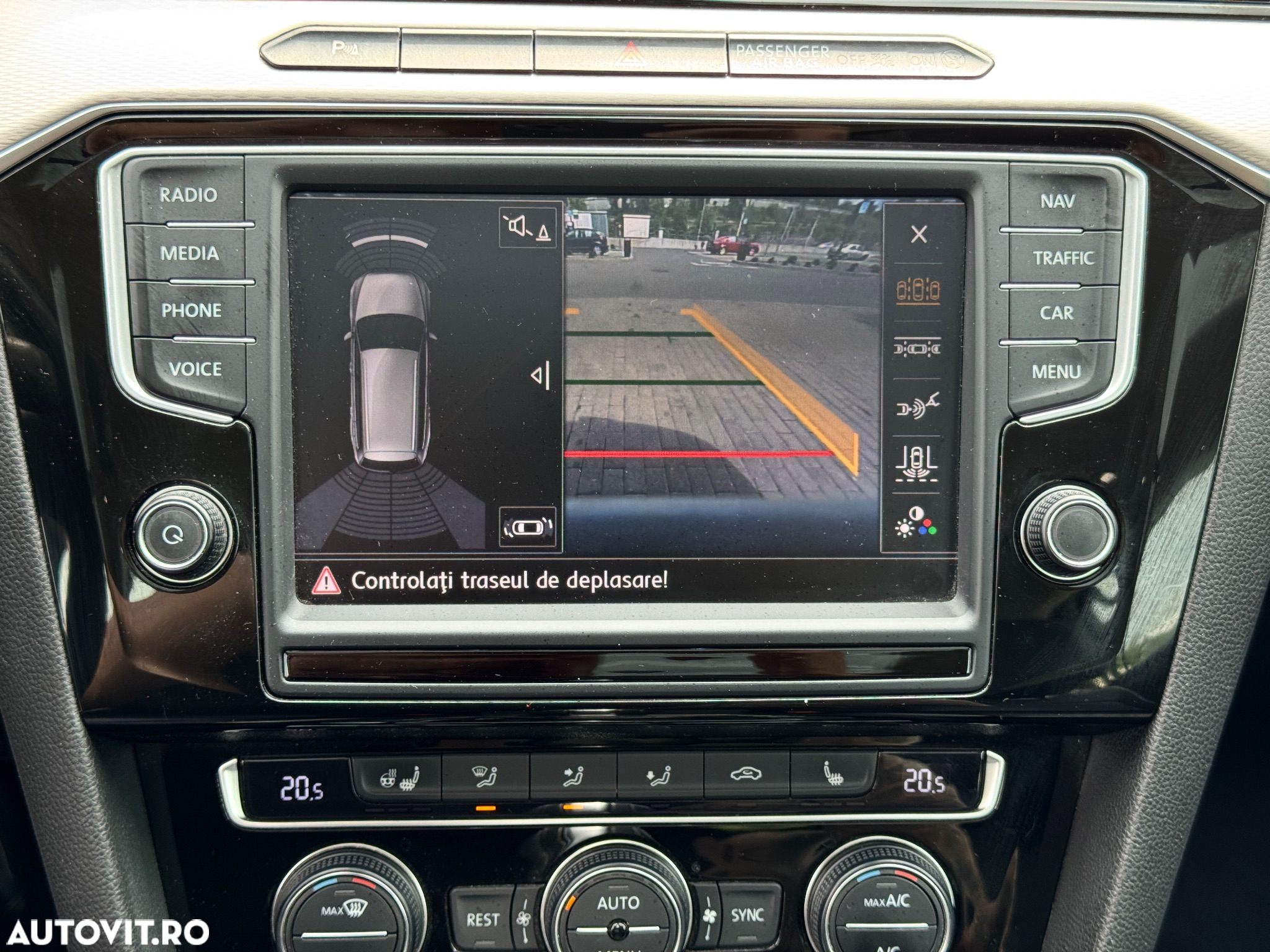 Volkswagen Passat Alltrack 2.0 TDI DSG 4Motion - 37