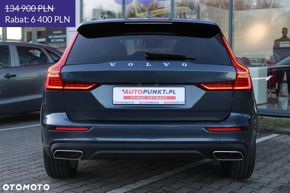 Volvo V60 Cross Country - 6
