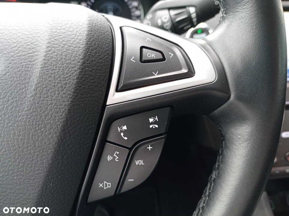 Ford Mondeo - 19