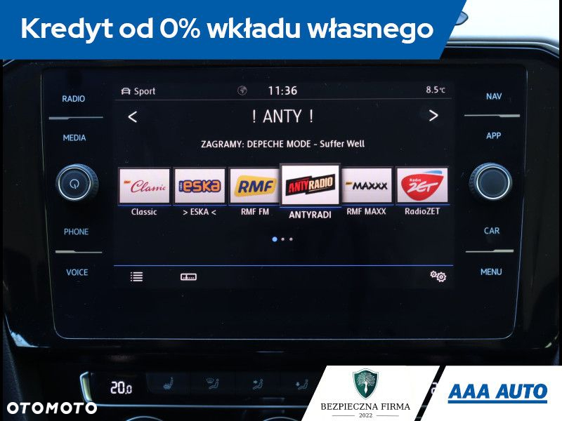 Volkswagen Passat - 13