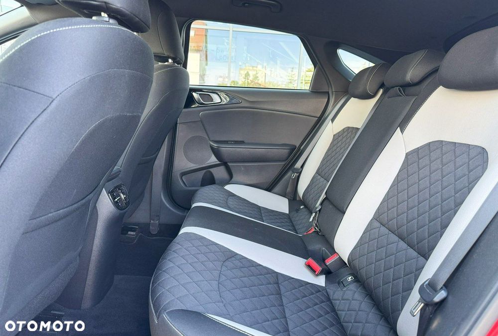 Kia ProCeed 1.4 T-GDI GT Line DCT - 15