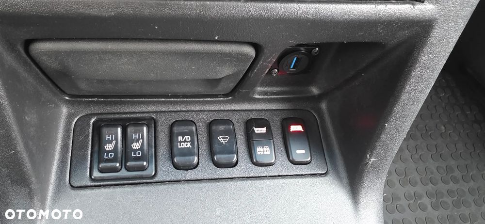 Mitsubishi Pajero 3.2 DID - 19