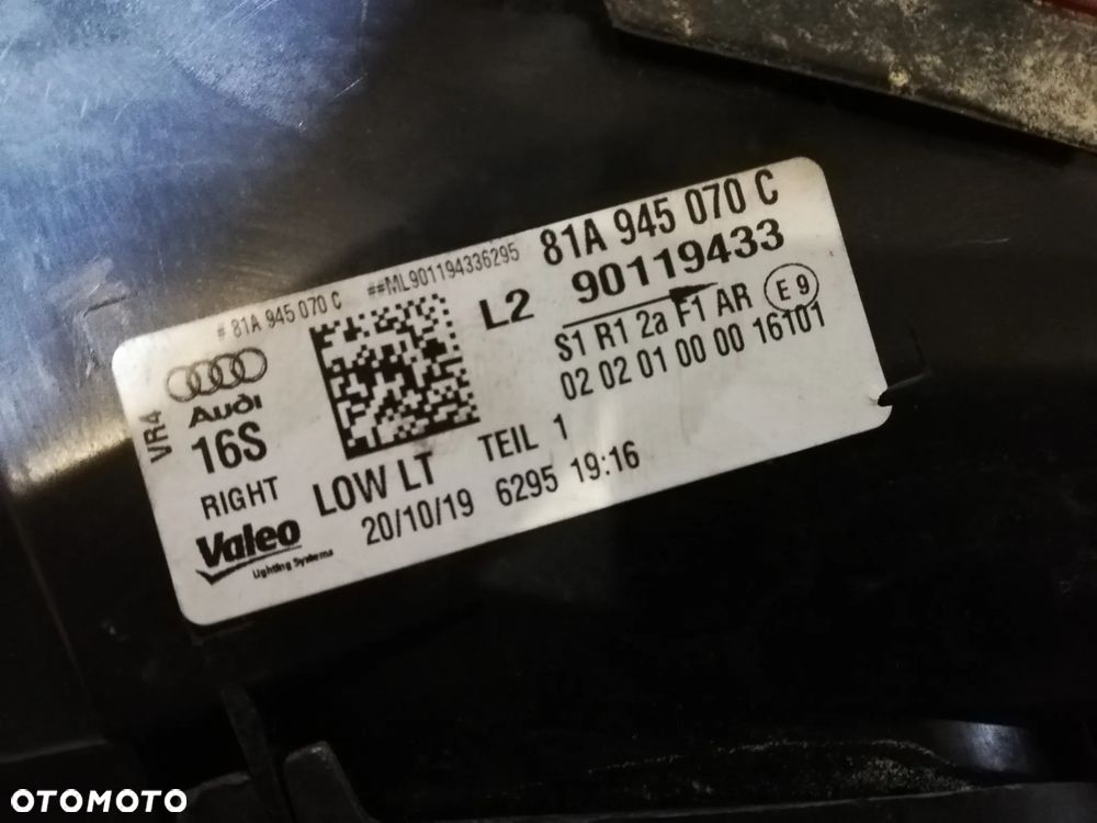 AUDI Q2 LAMPA PRAWY TYŁ 81A945070C - 2