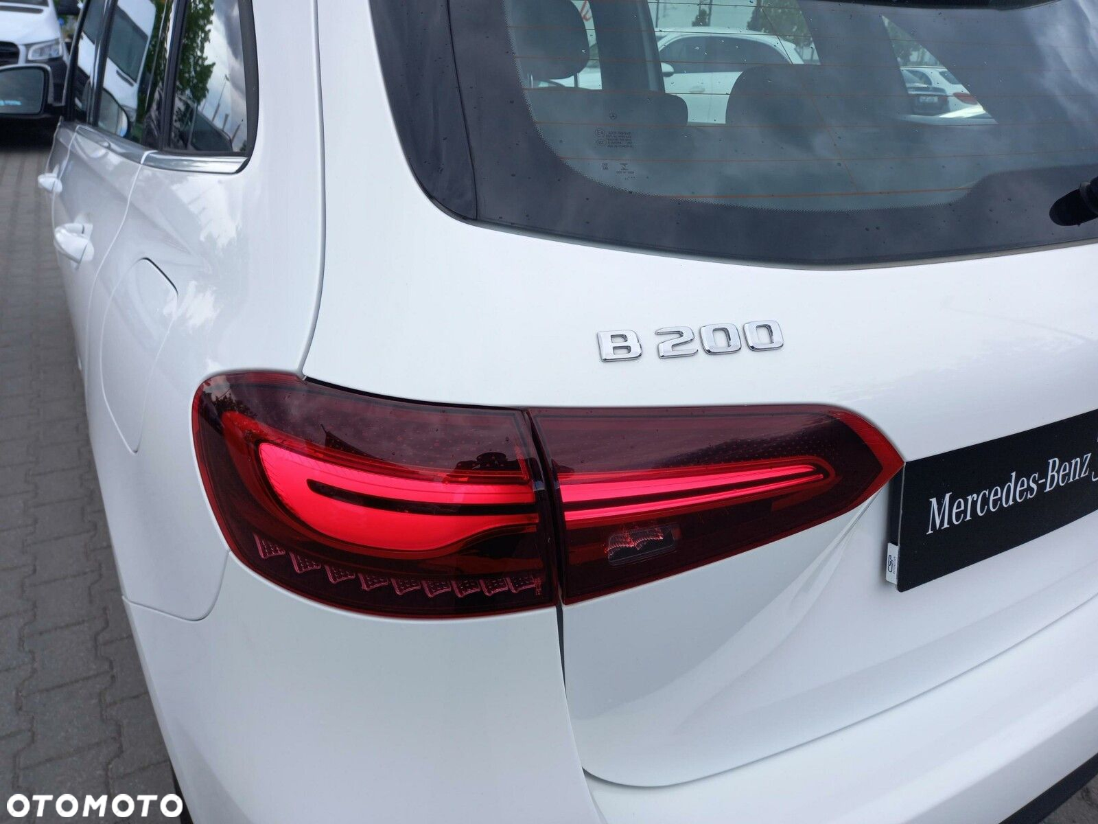 Mercedes-Benz Klasa B 200 7G-DCT - 11