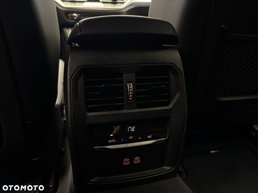 BMW Seria 3 - 16