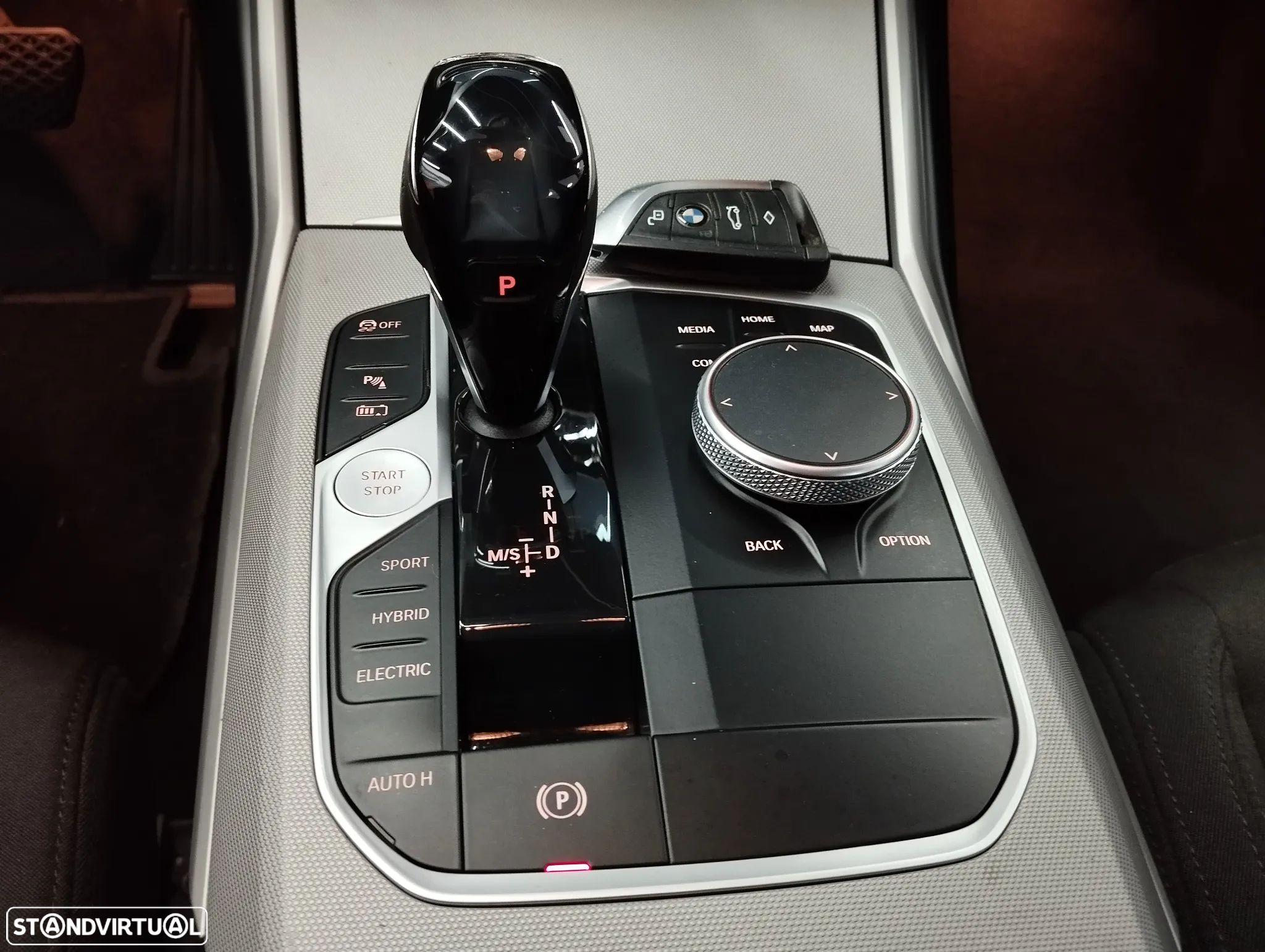 BMW 330 e Auto - 27