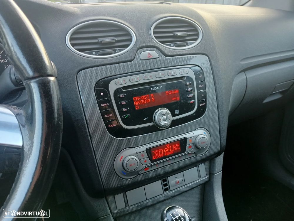 Ford Focus SW 1.6 TDCi Titanium - 16