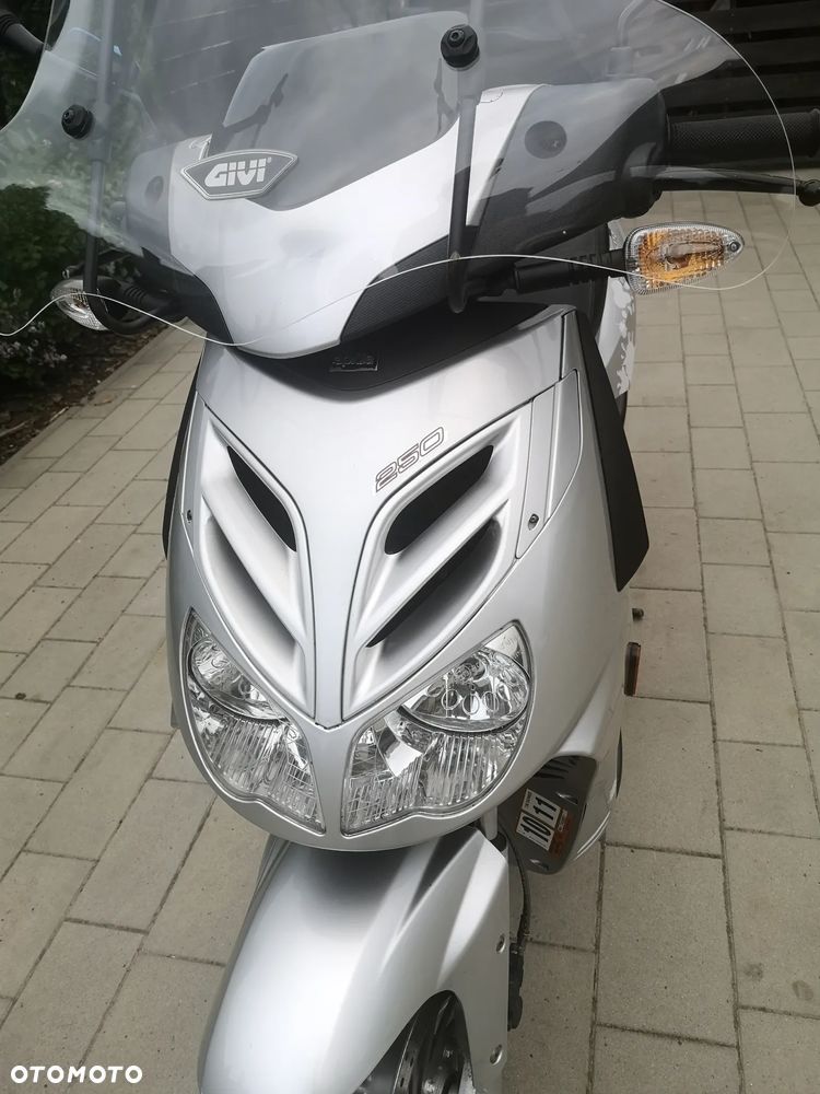 Aprilia Sportcity - 2