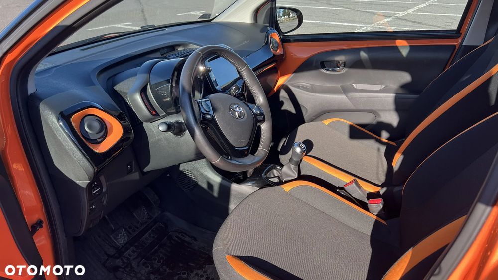 Toyota Aygo x-cite - 11