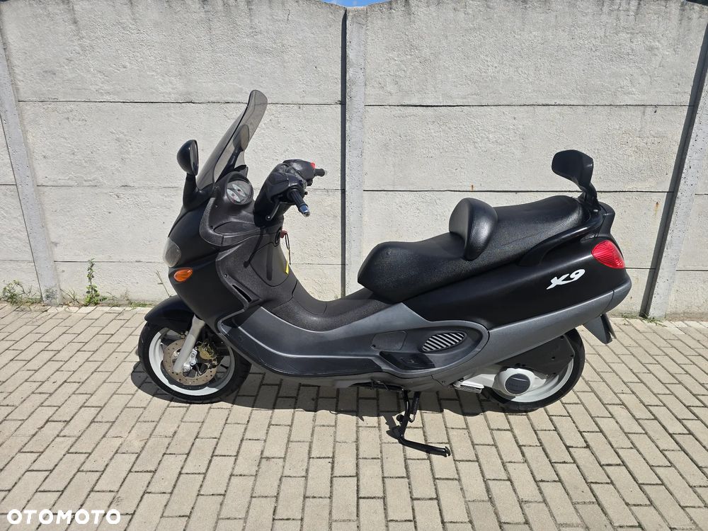 Piaggio X9 - 6